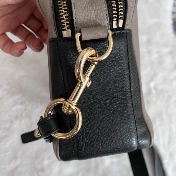 SOLD‼️ Marc Jacobs 27 Softshot - Picture 8 of 16